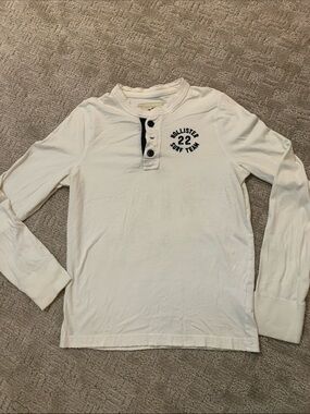 Hollister White Long-Sleeve Henley with Navy Details